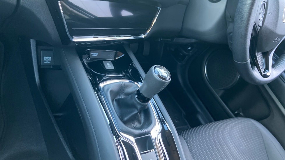 Honda HR-V 1.5 i-VTEC SE 5dr Petrol Hatchback - Image 13