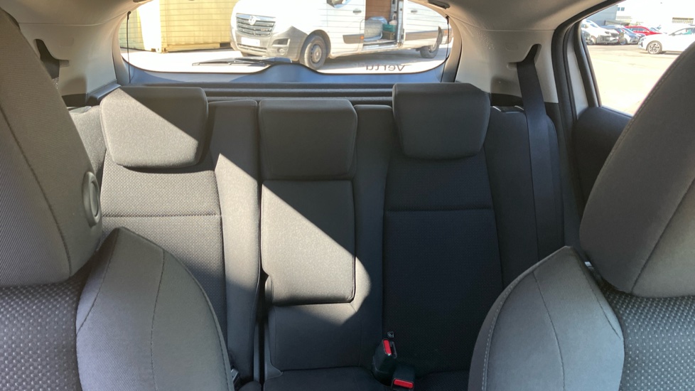 Honda HR-V 1.5 i-VTEC SE 5dr Petrol Hatchback - Image 15