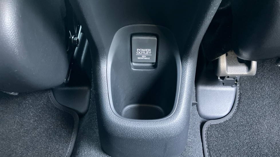 Honda HR-V 1.5 i-VTEC SE 5dr Petrol Hatchback - Image 41