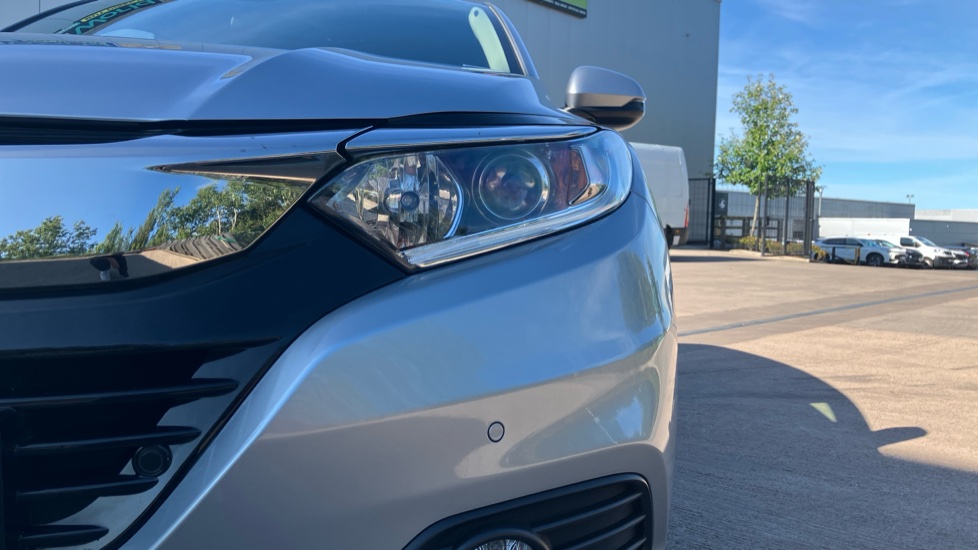 Honda HR-V 1.5 i-VTEC SE 5dr Petrol Hatchback - Image 57