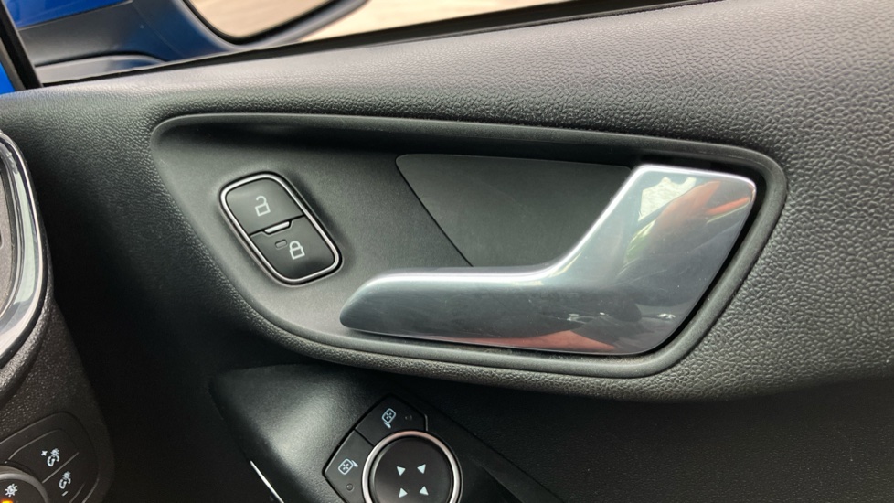 Ford Fiesta 1.0 EcoBoost ST-Line 5dr Petrol Hatchback - Image 31