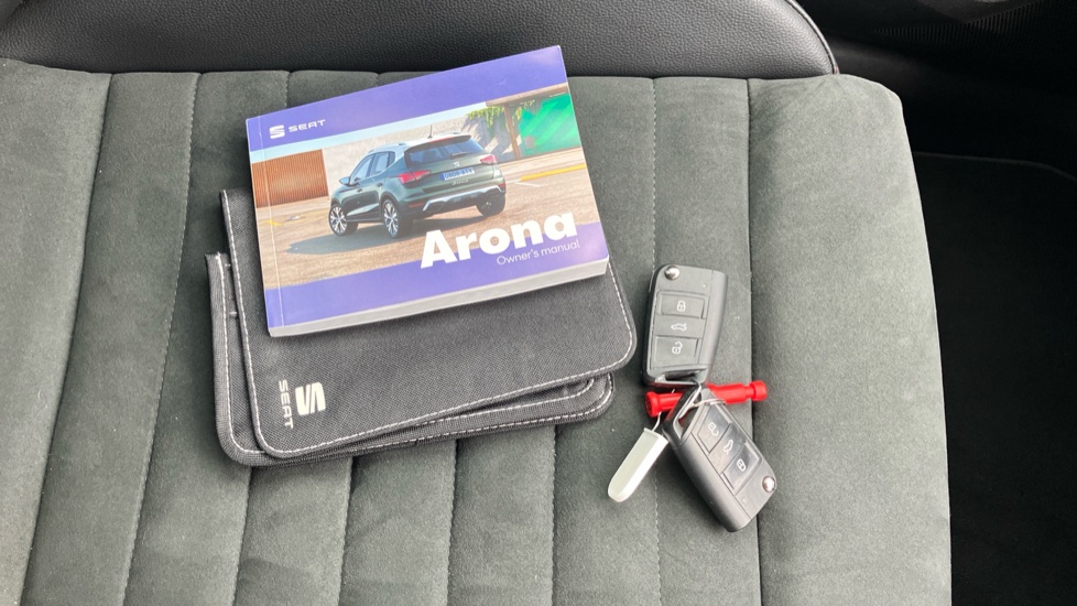 SEAT Arona 1.0 TSI 110 FR Sport 5dr DSG Petrol Hatchback - Image 19