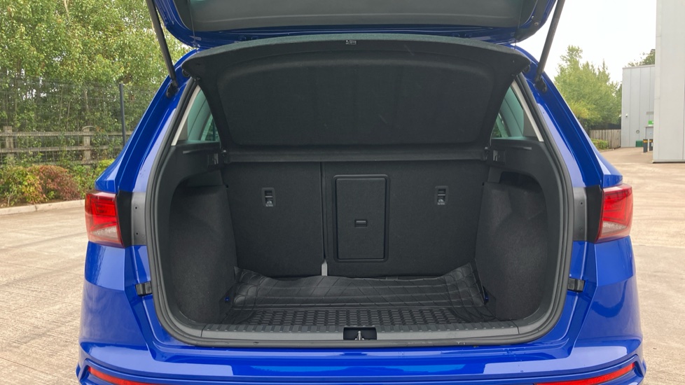 SEAT Ateca 1.5 TSI EVO FR 5dr Petrol Estate - Image 4