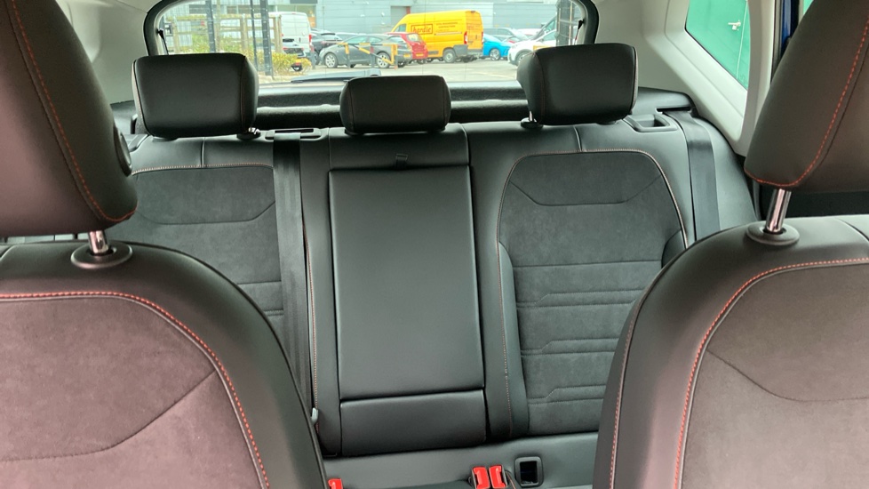 SEAT Ateca 1.5 TSI EVO FR 5dr Petrol Estate - Image 15
