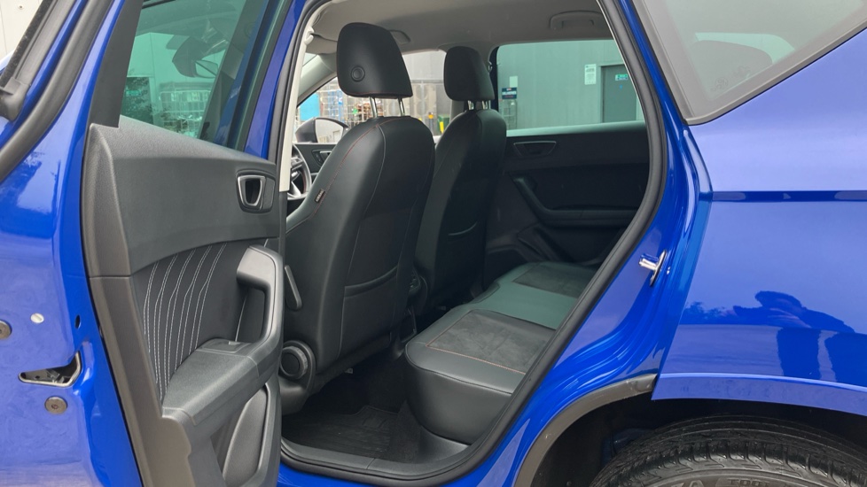 SEAT Ateca 1.5 TSI EVO FR 5dr Petrol Estate - Image 16