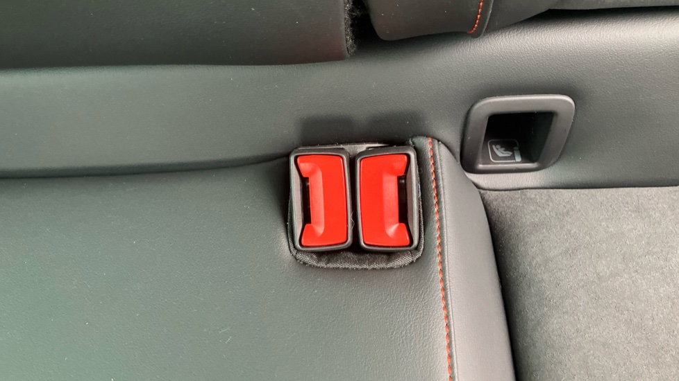 SEAT Ateca 1.5 TSI EVO FR 5dr Petrol Estate - Image 17