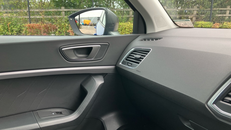 SEAT Ateca 1.5 TSI EVO FR 5dr Petrol Estate - Image 27