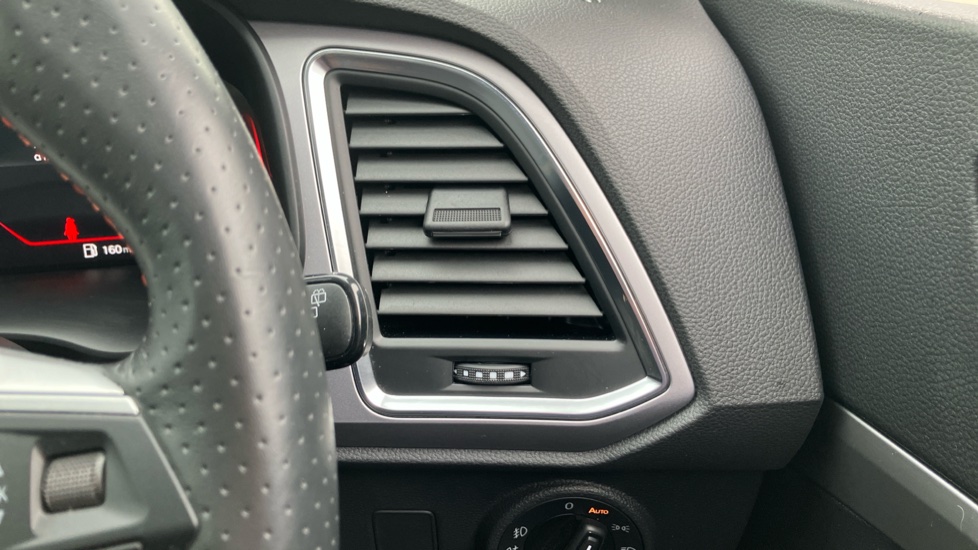 SEAT Ateca 1.5 TSI EVO FR 5dr Petrol Estate - Image 38