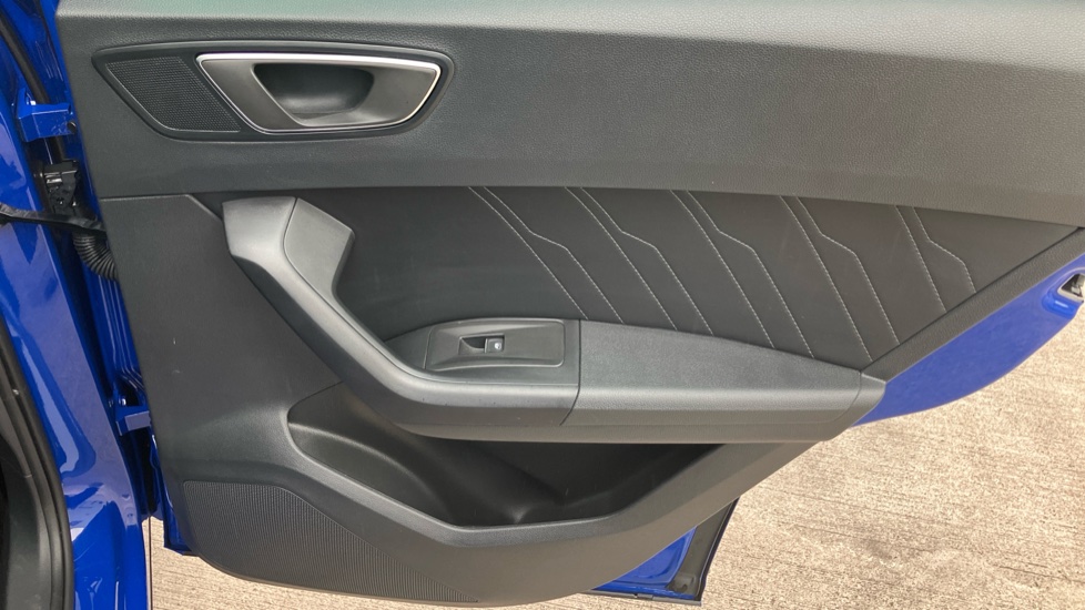SEAT Ateca 1.5 TSI EVO FR 5dr Petrol Estate - Image 45