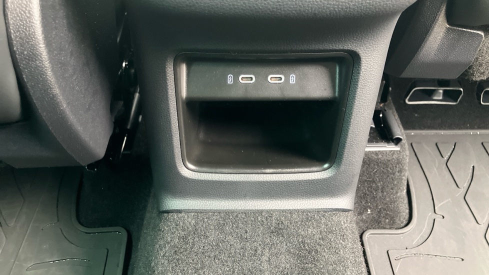 SEAT Ateca 1.5 TSI EVO FR 5dr Petrol Estate - Image 46