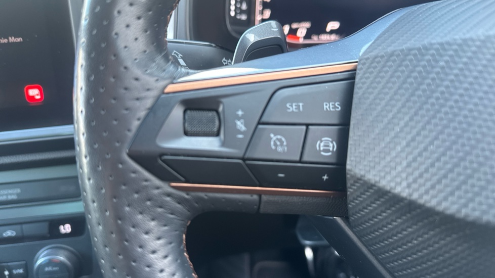 CUPRA Ateca 2.0 TSI 5dr DSG 4Drive Petrol Estate - Image 33