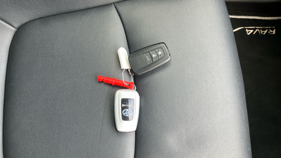 Toyota RAV4 2.5 VVT-i Hybrid Excel 5dr CVT Hybrid Estate - Image 20