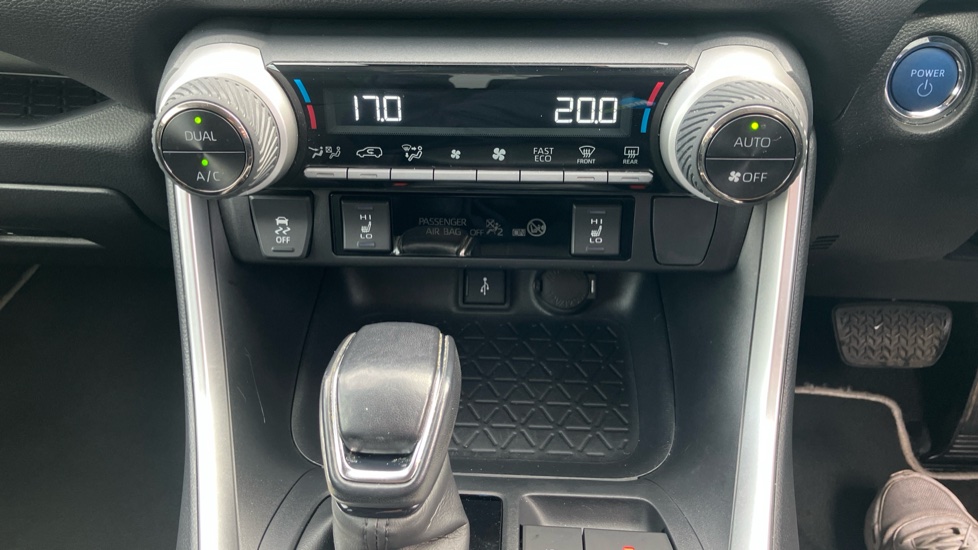 Toyota RAV4 2.5 VVT-i Hybrid Excel 5dr CVT Hybrid Estate - Image 22