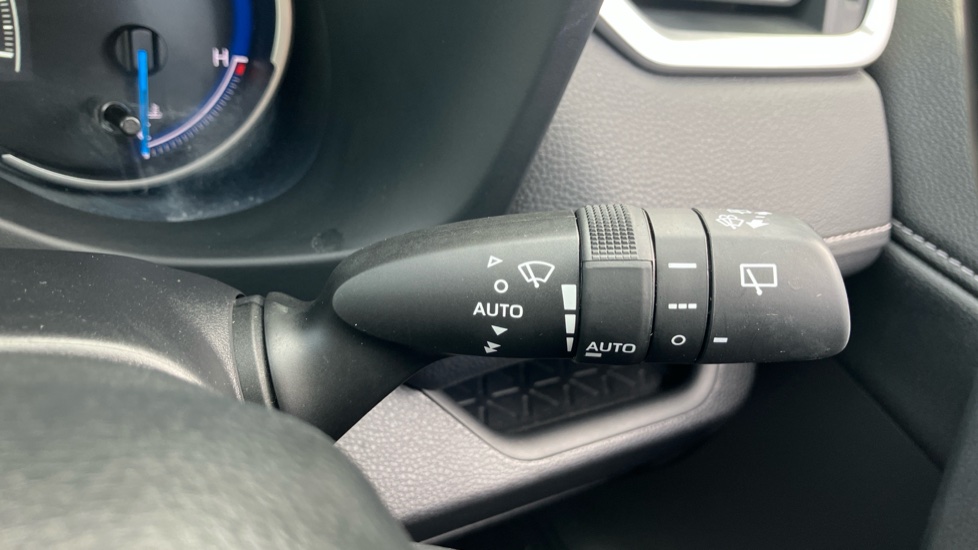 Toyota RAV4 2.5 VVT-i Hybrid Excel 5dr CVT Hybrid Estate - Image 36