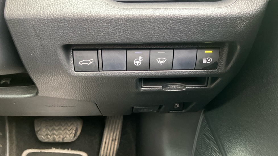 Toyota RAV4 2.5 VVT-i Hybrid Excel 5dr CVT Hybrid Estate - Image 38