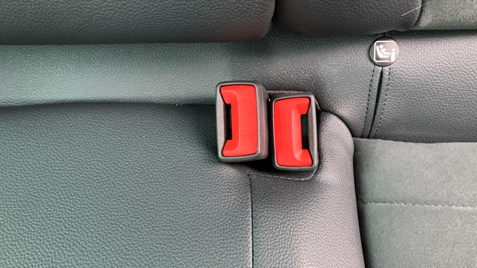 SEAT Arona 1.0 TSI 110 FR Sport 5dr DSG Petrol Hatchback - Image 17