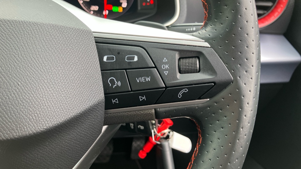 SEAT Arona 1.0 TSI 110 FR Sport 5dr DSG Petrol Hatchback - Image 30