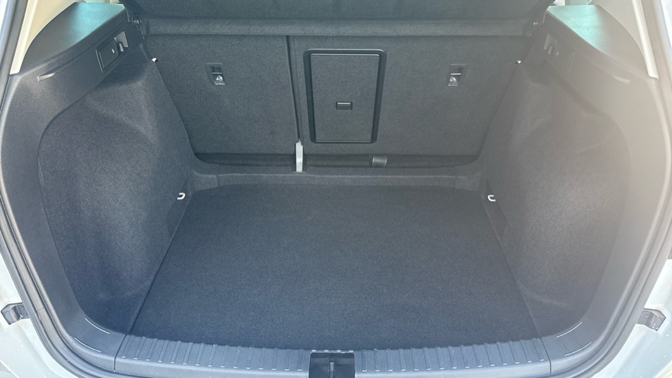 SEAT Ateca 1.5 TSI EVO Xperience 5dr Petrol Estate - Image 4