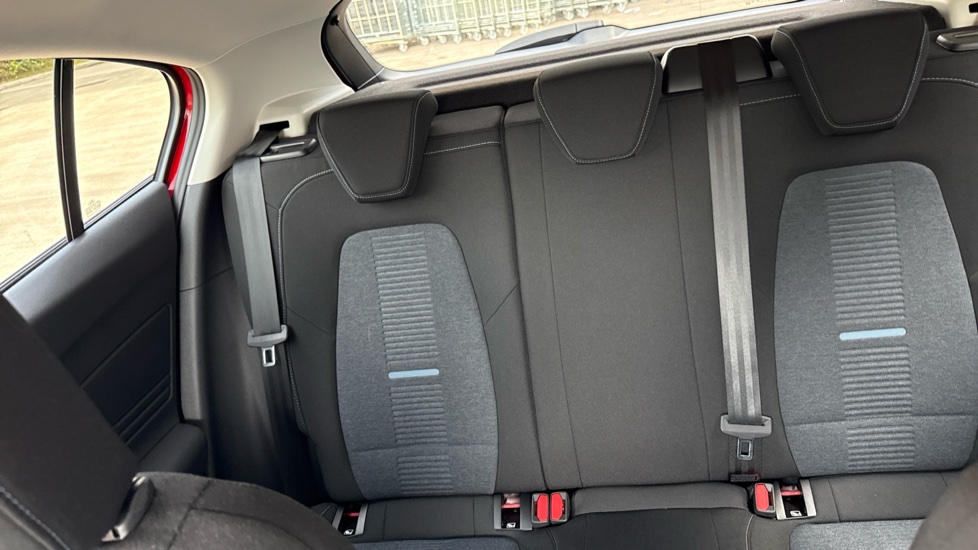Ford Focus 1.5 EcoBlue Active 5dr Auto Diesel Hatchback - Image 15
