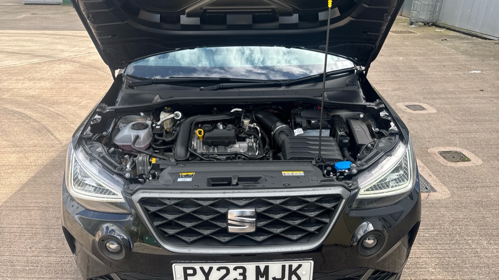SEAT Arona 1.0 TSI 110 FR Sport 5dr DSG Petrol Hatchback - Image 8