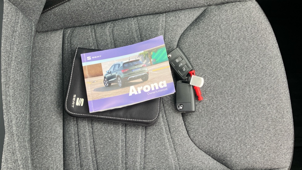 SEAT Arona 1.0 TSI 110 XPERIENCE 5dr DSG Petrol Hatchback - Image 19