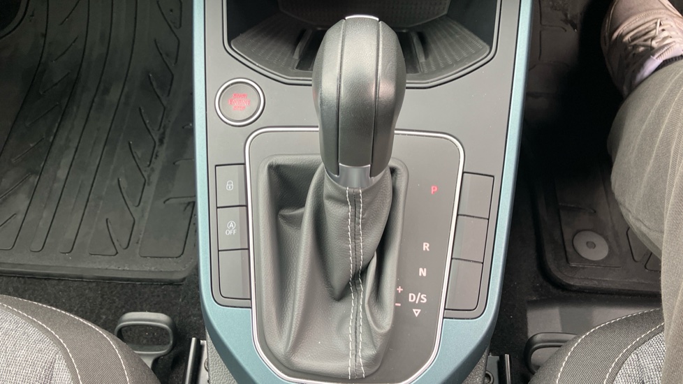 SEAT Arona 1.0 TSI 110 XPERIENCE 5dr DSG Petrol Hatchback - Image 24