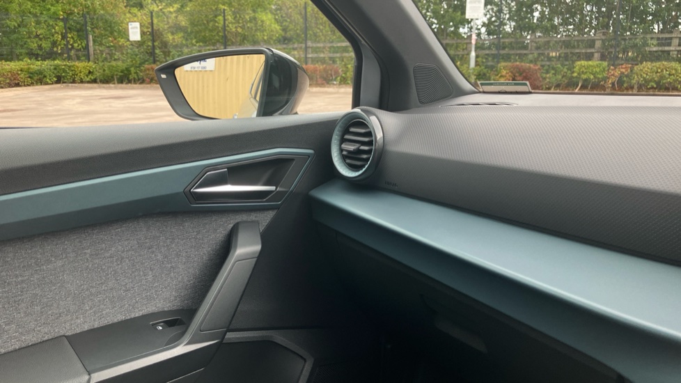 SEAT Arona 1.0 TSI 110 XPERIENCE 5dr DSG Petrol Hatchback - Image 28