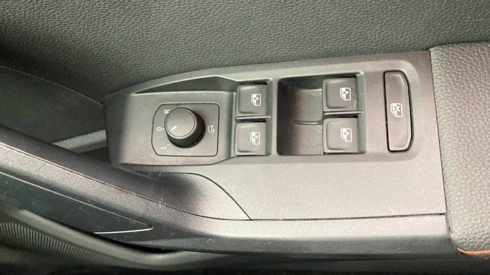 SEAT Ibiza 1.0 TSI 110 FR Sport 5dr Petrol Hatchback - Image 32