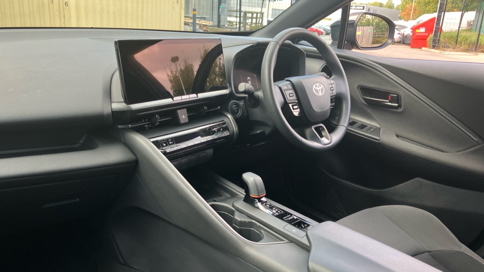 Toyota C-HR 1.8 Hybrid Design 5dr CVT Hybrid Hatchback - Image 9