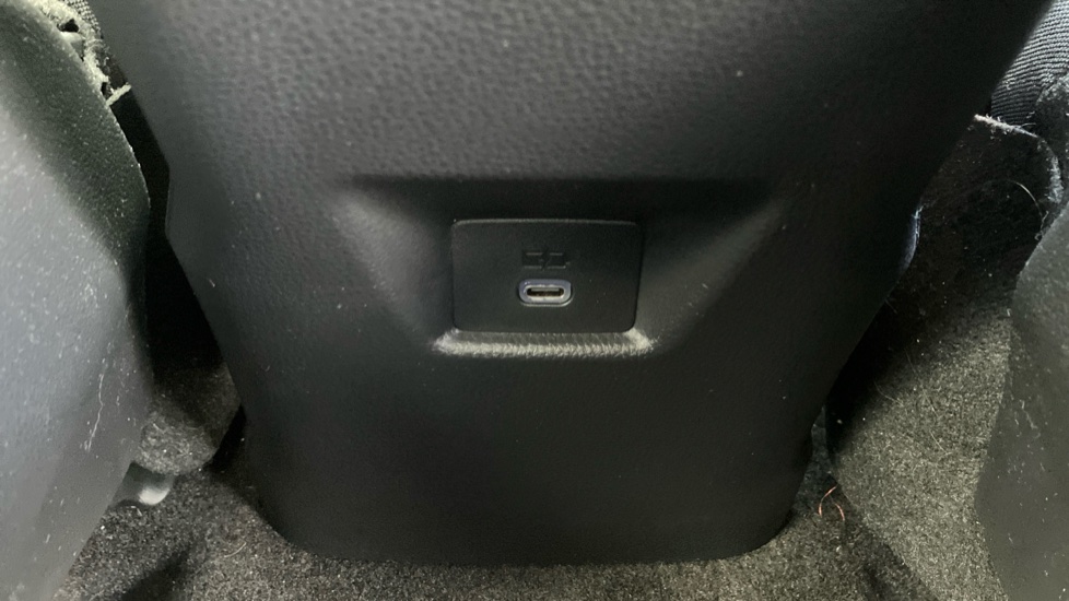 Toyota C-HR 1.8 Hybrid Design 5dr CVT Hybrid Hatchback - Image 41