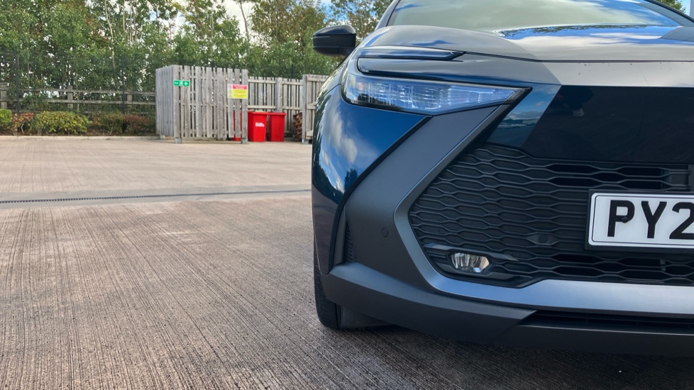 Toyota C-HR 1.8 Hybrid Design 5dr CVT Hybrid Hatchback - Image 61