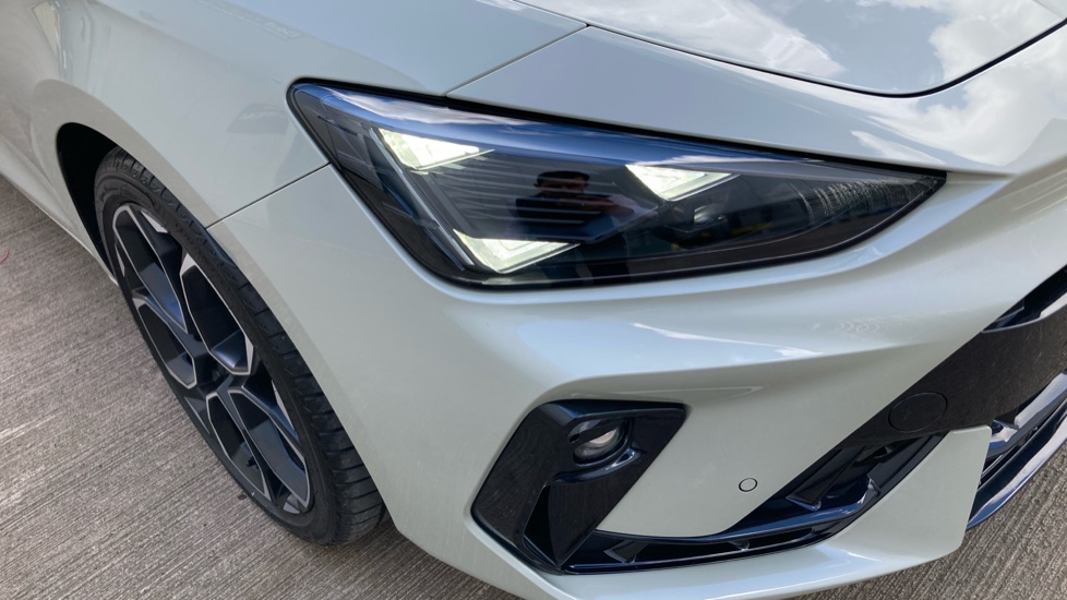 CUPRA Leon 1.5 eTSI 150 V2 5dr DSG [18Inch  alloy] Petrol Estate - Image 41