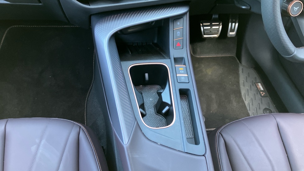 CUPRA Terramar 1.5 eHybrid 272 VZ2 5dr DSG Hatchback - Image 13