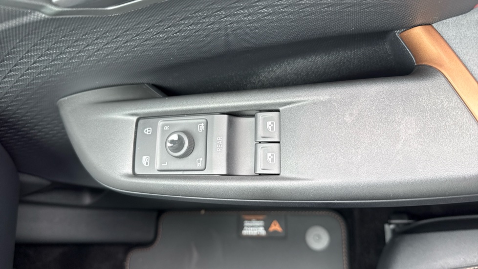 CUPRA Born 170kW e-Boost V1 59kWh 5dr Auto Electric Hatchback - Image 28