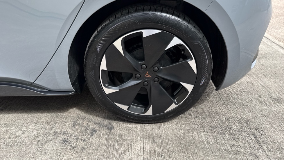 CUPRA Born 170kW e-Boost V1 59kWh 5dr Auto Electric Hatchback - Image 32