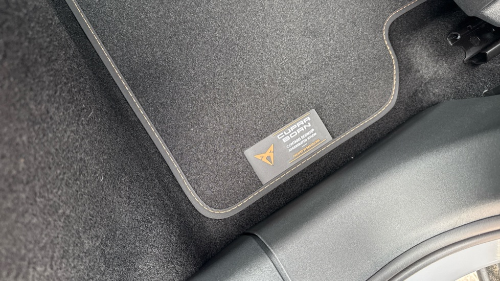 CUPRA Born 170kW e-Boost V1 59kWh 5dr Auto Electric Hatchback - Image 42