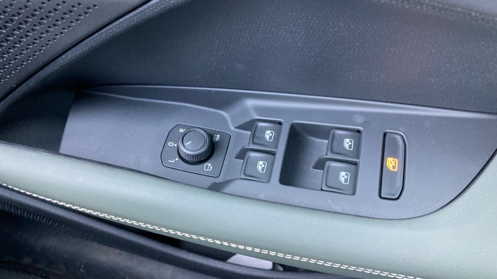 CUPRA Terramar 1.5 eTSI 150 Tribe Edition 5dr DSG Petrol Hatchback - Image 41