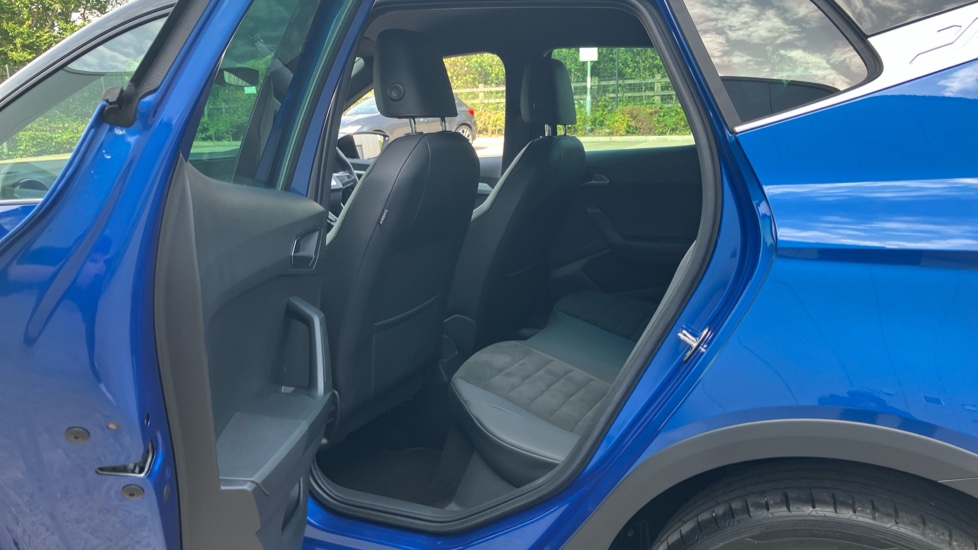 SEAT Arona 1.0 TSI 110 FR Sport 5dr Petrol Hatchback - Image 16