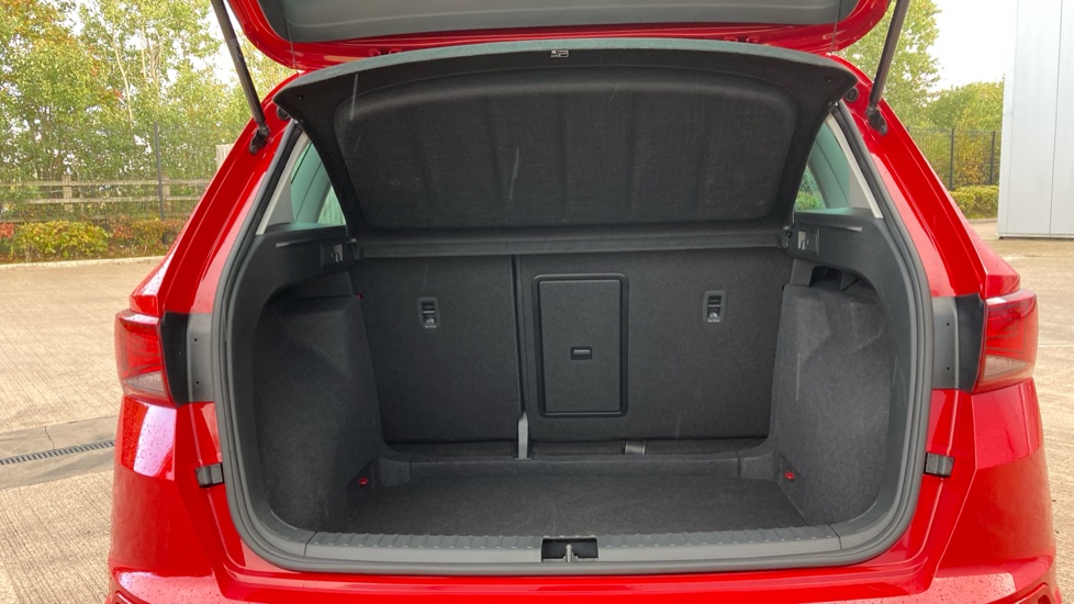 SEAT Ateca 1.5 TSI EVO FR 5dr DSG Petrol Estate - Image 4