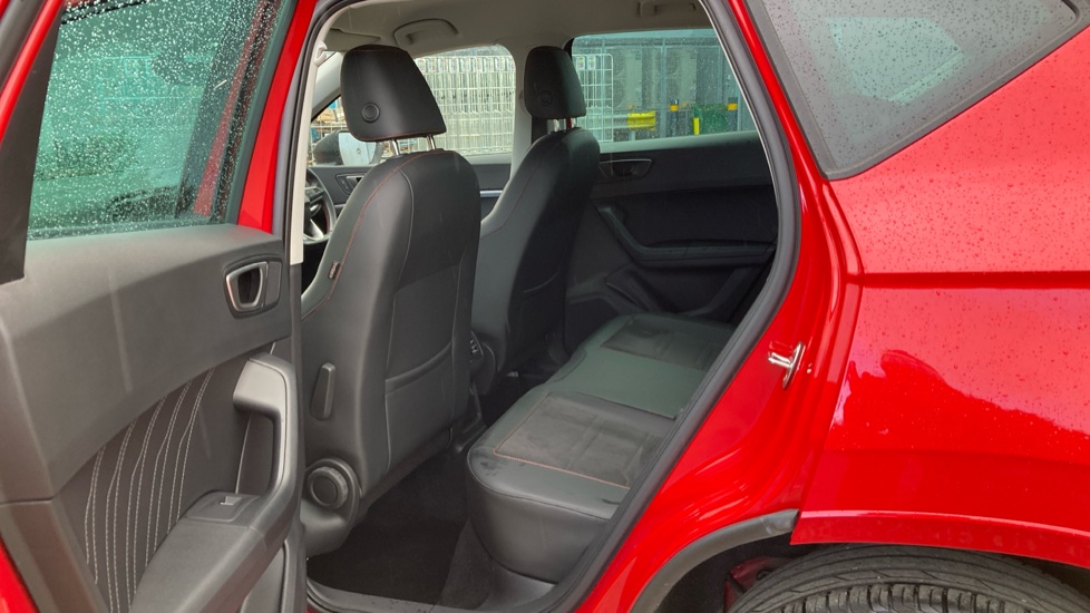 SEAT Ateca 1.5 TSI EVO FR 5dr DSG Petrol Estate - Image 16