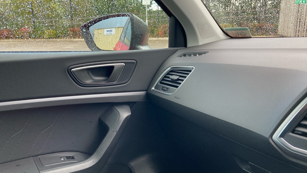 SEAT Ateca 1.5 TSI EVO FR 5dr DSG Petrol Estate - Image 33
