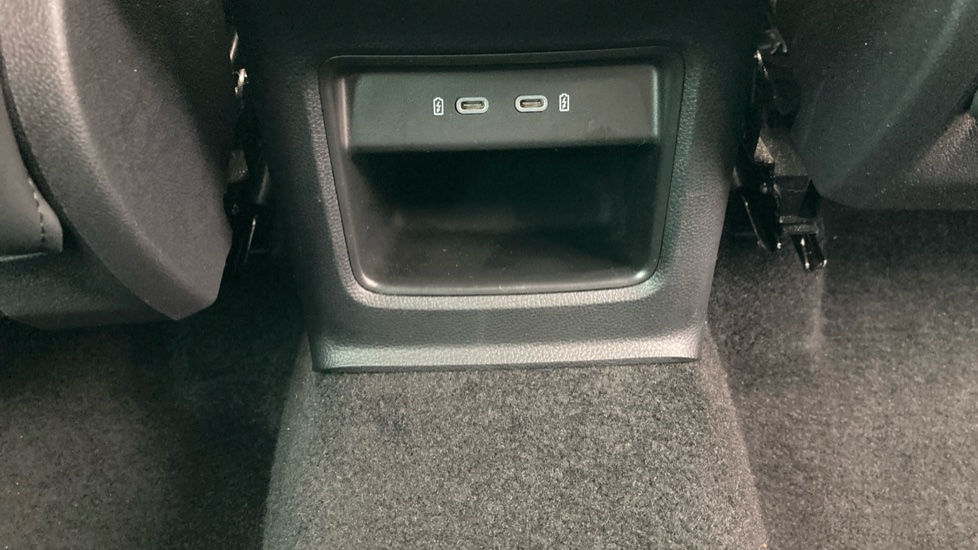 SEAT Ateca 1.5 TSI EVO FR 5dr DSG Petrol Estate - Image 42