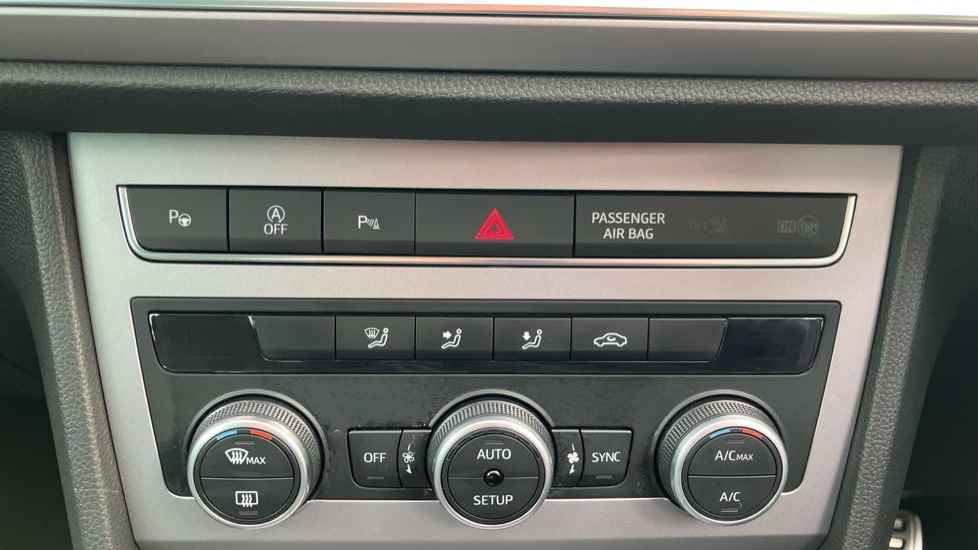 SEAT Ateca 1.5 TSI EVO FR 5dr Petrol Estate - Image 22