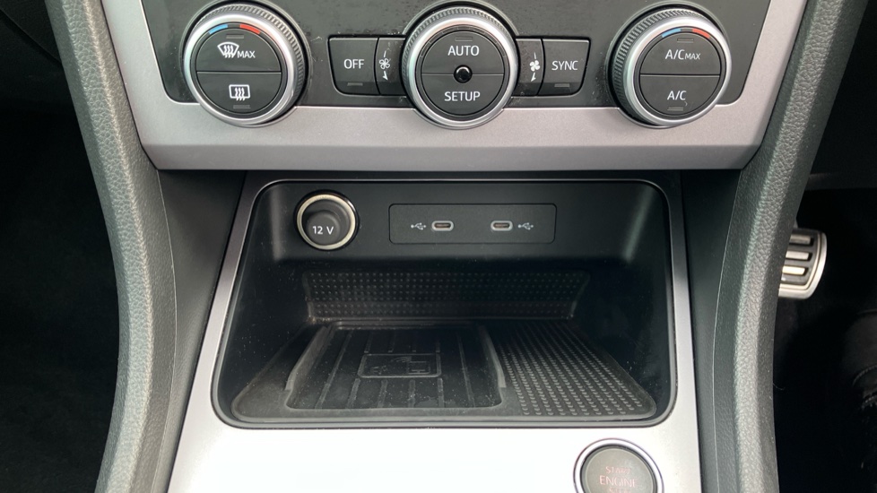 SEAT Ateca 1.5 TSI EVO FR 5dr Petrol Estate - Image 23