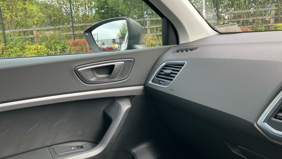 SEAT Ateca 1.5 TSI EVO FR 5dr Petrol Estate - Image 29