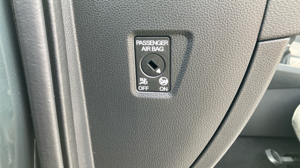 SEAT Ateca 1.5 TSI EVO FR 5dr Petrol Estate - Image 60