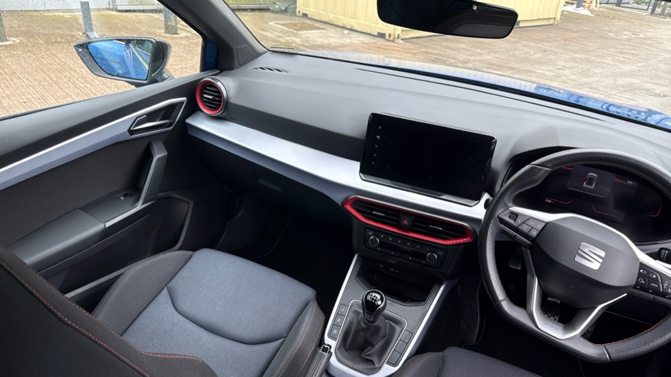 SEAT Arona 1.0 TSI 110 FR 5dr Petrol Hatchback - Image 14