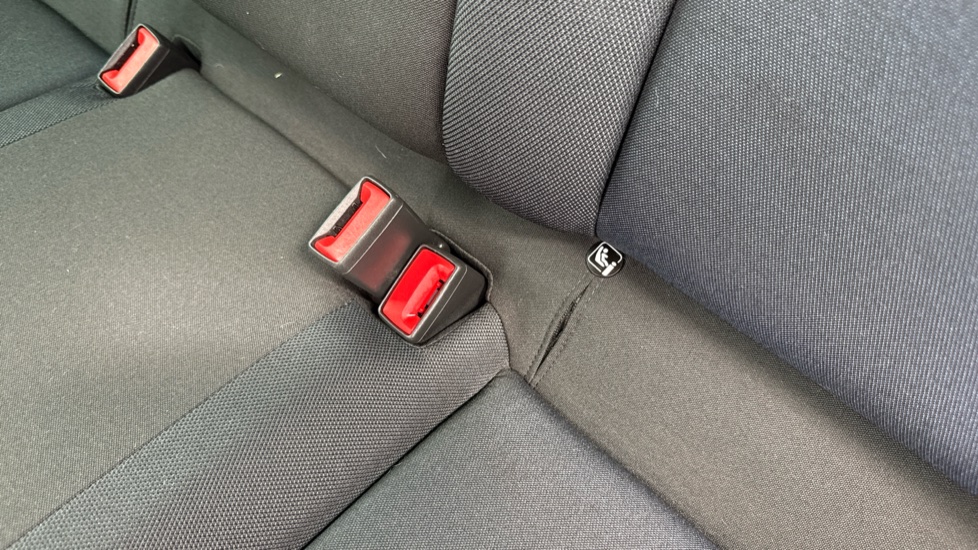 SEAT Arona 1.0 TSI 110 FR 5dr Petrol Hatchback - Image 17