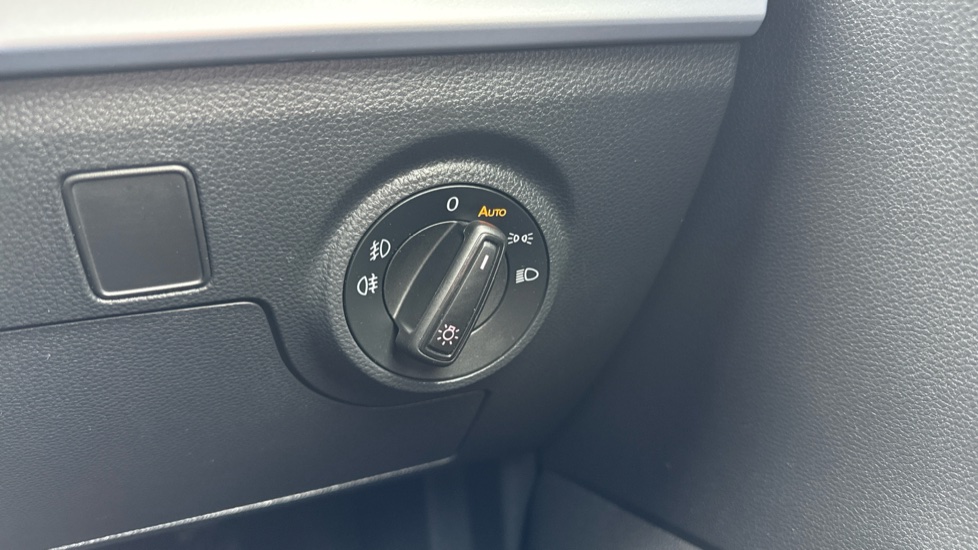 SEAT Arona 1.0 TSI 110 FR 5dr Petrol Hatchback - Image 32