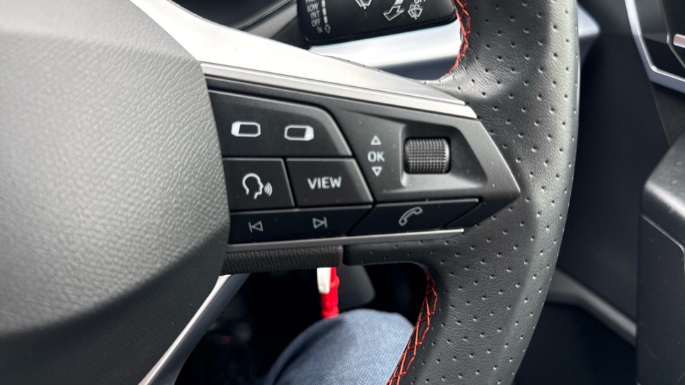SEAT Arona 1.0 TSI 110 FR 5dr Petrol Hatchback - Image 33